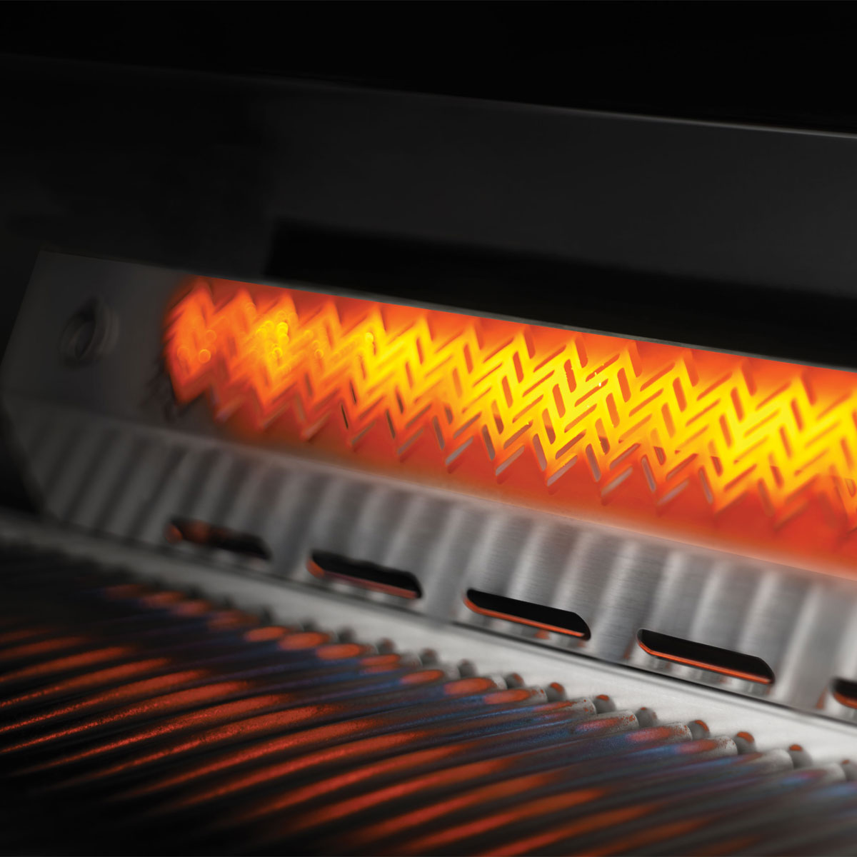 Napoleon Einbaugrill 700-Series 32 Zoll, Edelstahl, inkl. Drehspieß