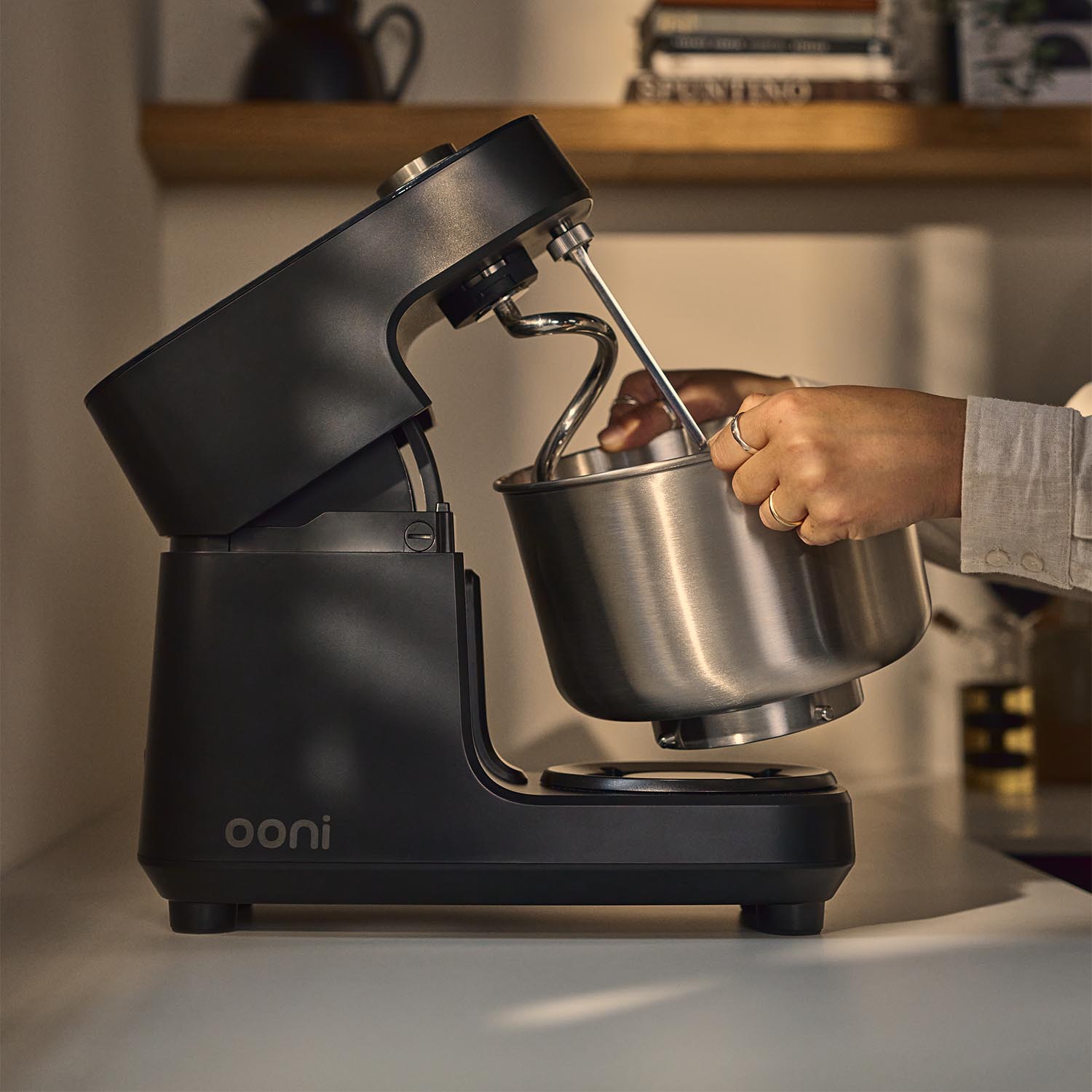 Ooni Halo Core Spiral-Knetmaschine & Küchenmaschine – Charcoal Black