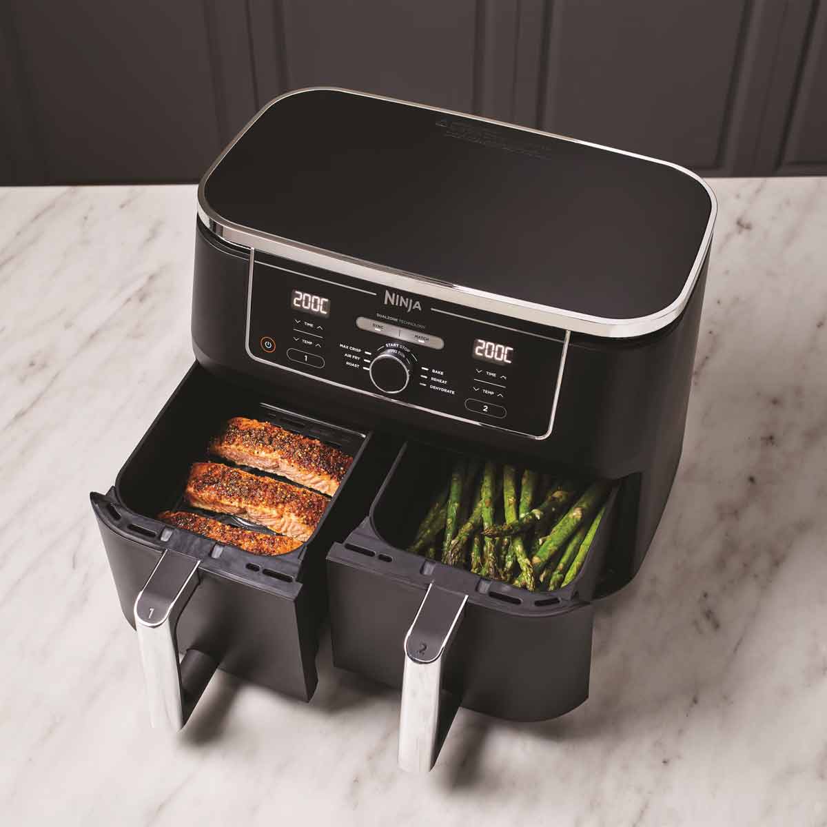 Ninja Foodi Max Dual Zone Heißluftfritteuse 9,5 Liter in Schwarz