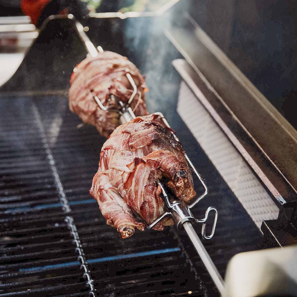 SANTOS Premium Drehspieß für Napoleon Rogue 365er SANTOS Premium Drehspieß für Napoleon Rogue 365er