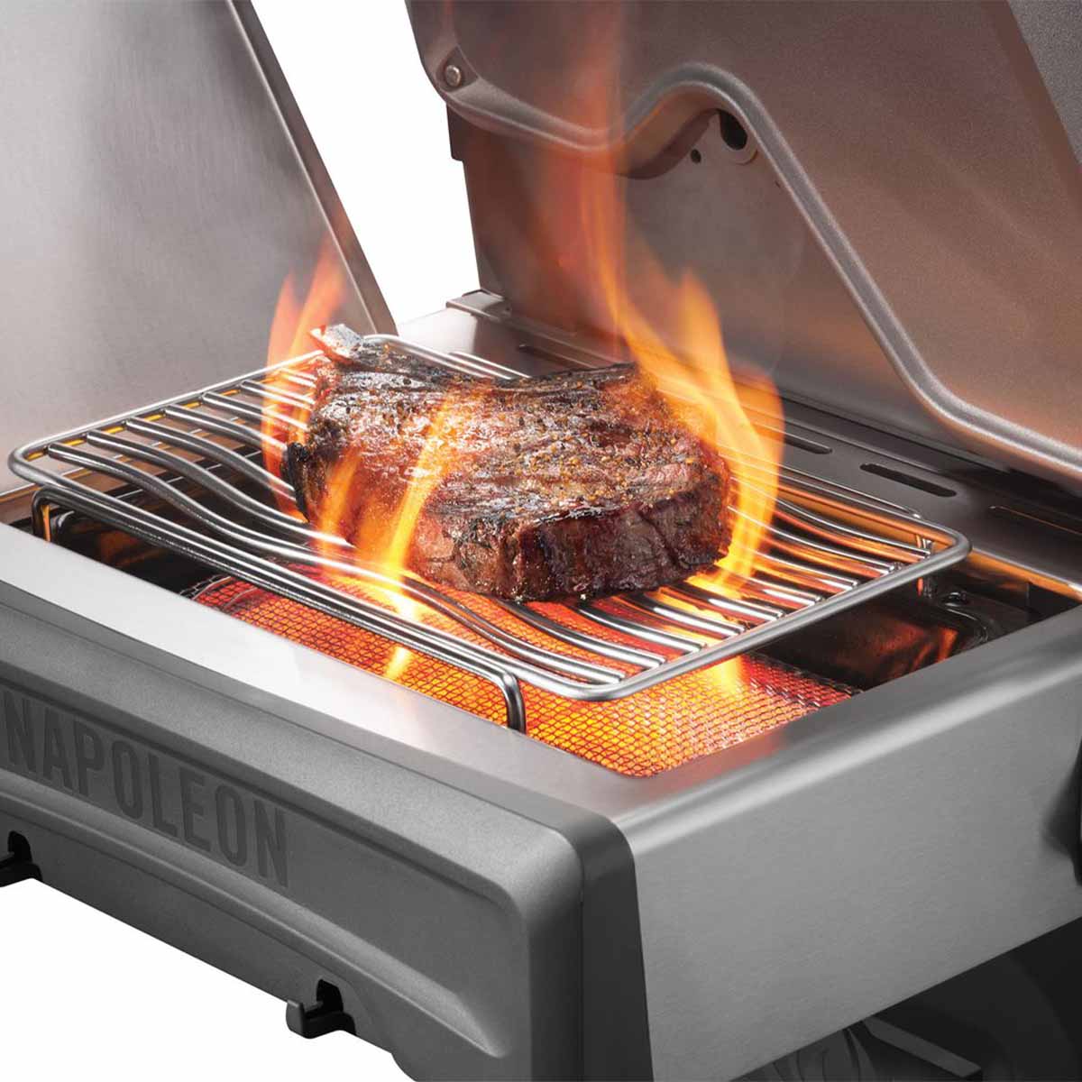 Napoleon Rogue Pro 425 | SIZZLE ZONE Seitenbrenner | Edelstahl | 2025