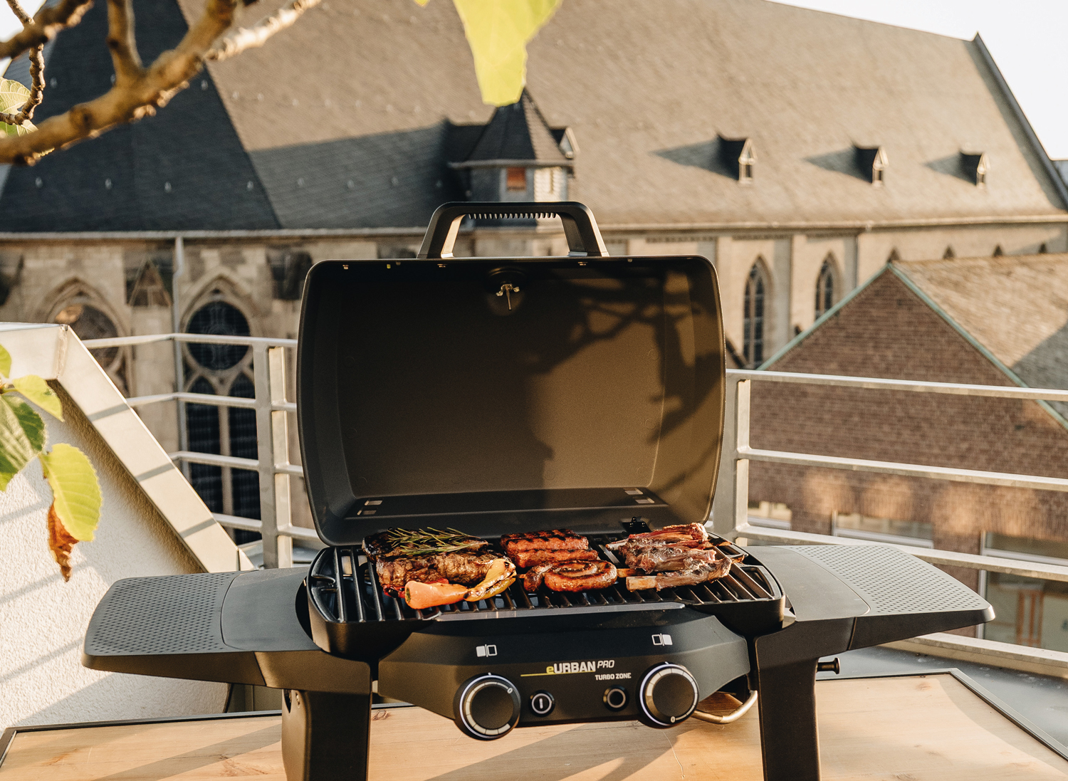 Enders eURBAN Pro 2 Turbo – Premium-Elektrogrill mit TURBO ZONE™ für Balkon, Terrasse und Camping