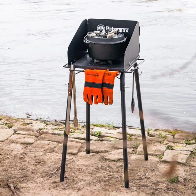 Petromax Feuertopf Tisch – Die professionelle Outdoor-Kochstation für Dutch Oven