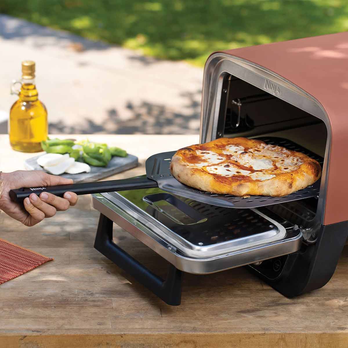 Ninja Woodfire Elektrischer Outdoor Ofen | Pizzaofen | Smoker