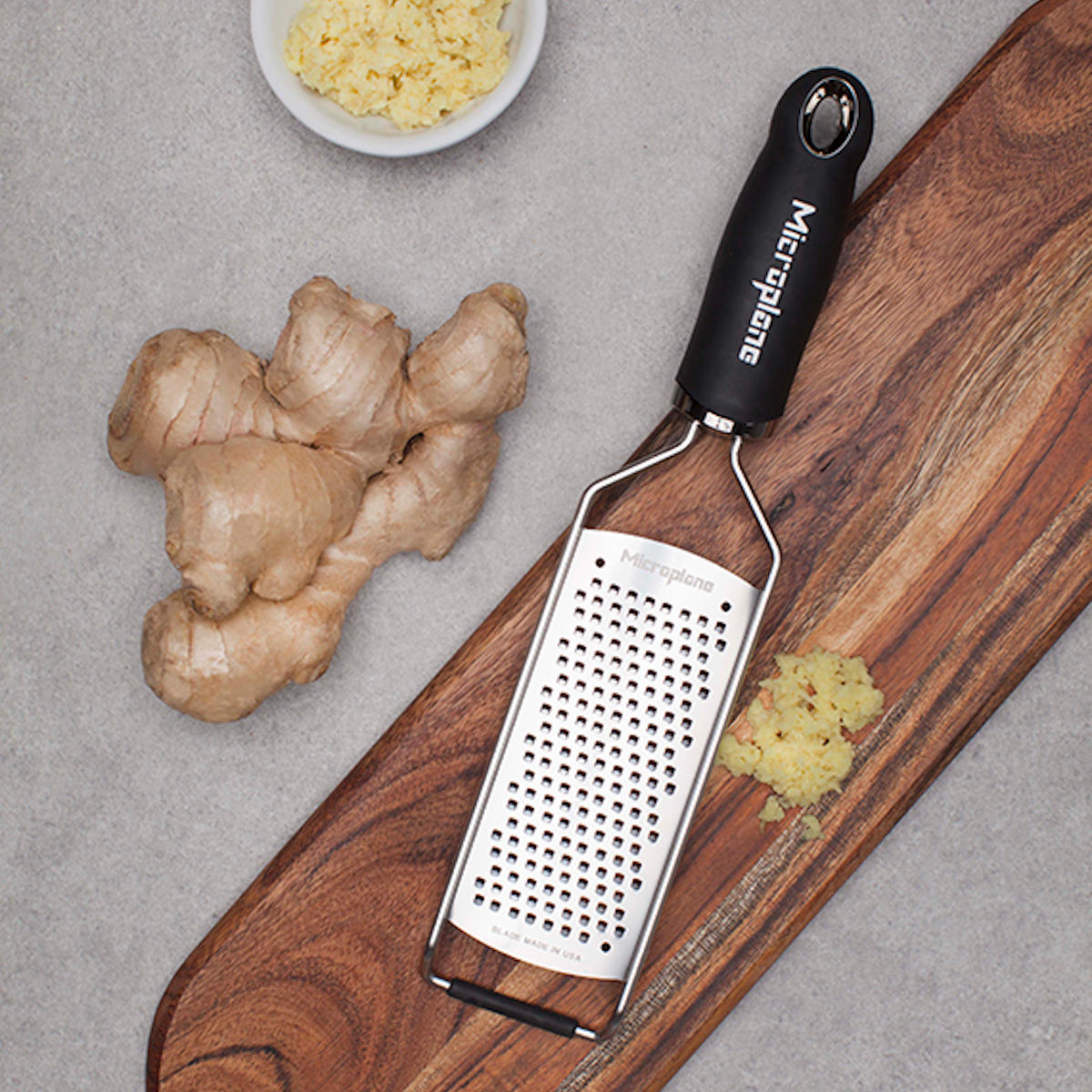 Microplane Gourmet Reibe Grob, Schwarz