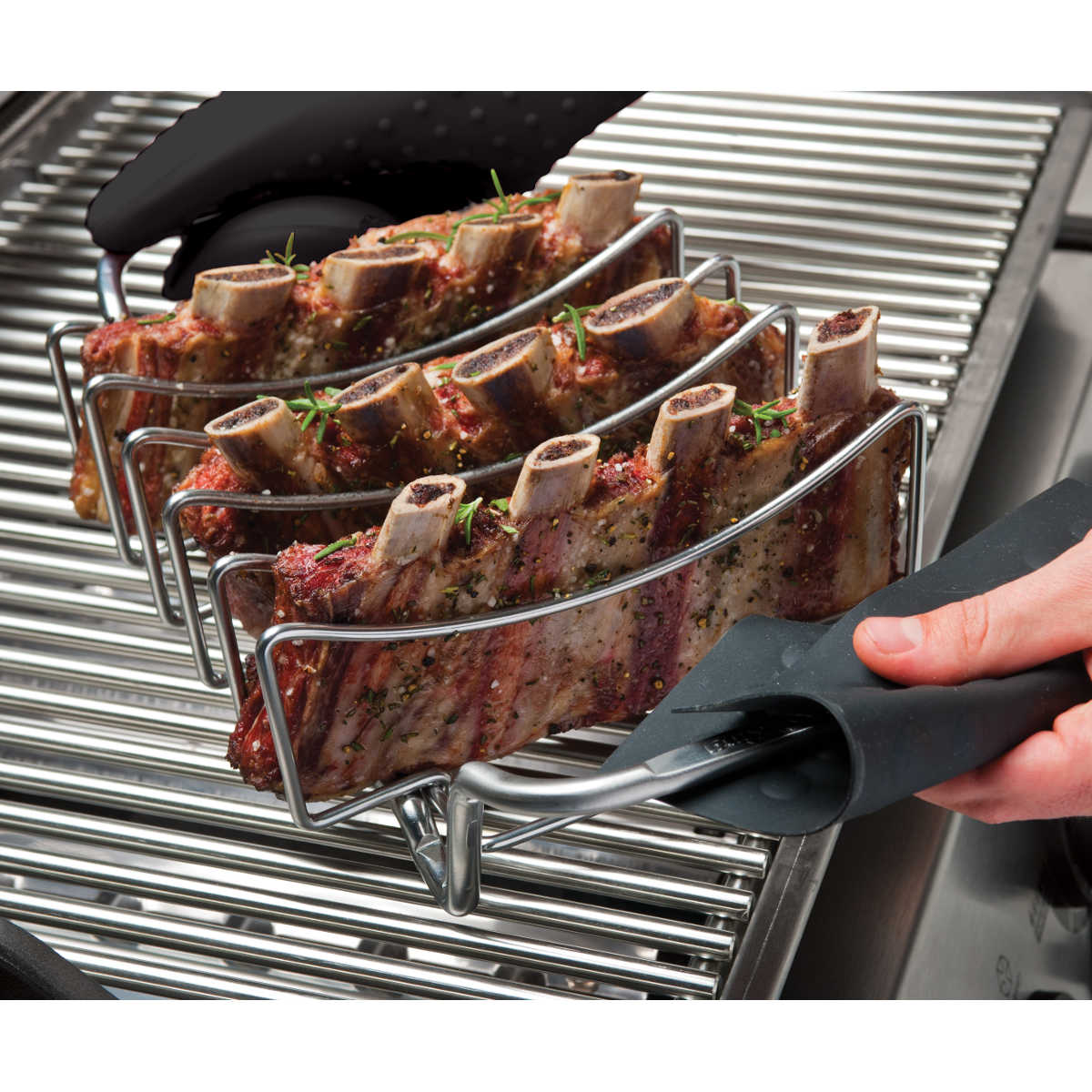 Broil King Spare Rib Rack in Anwendung