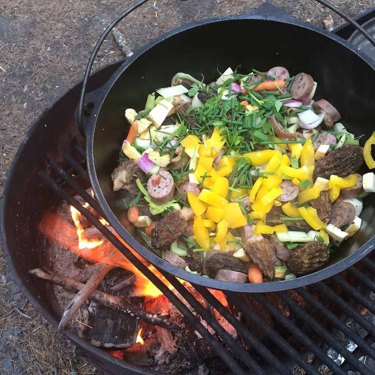 FireRocket Dutch Oven 6qt | 5,5L | mit Füßen