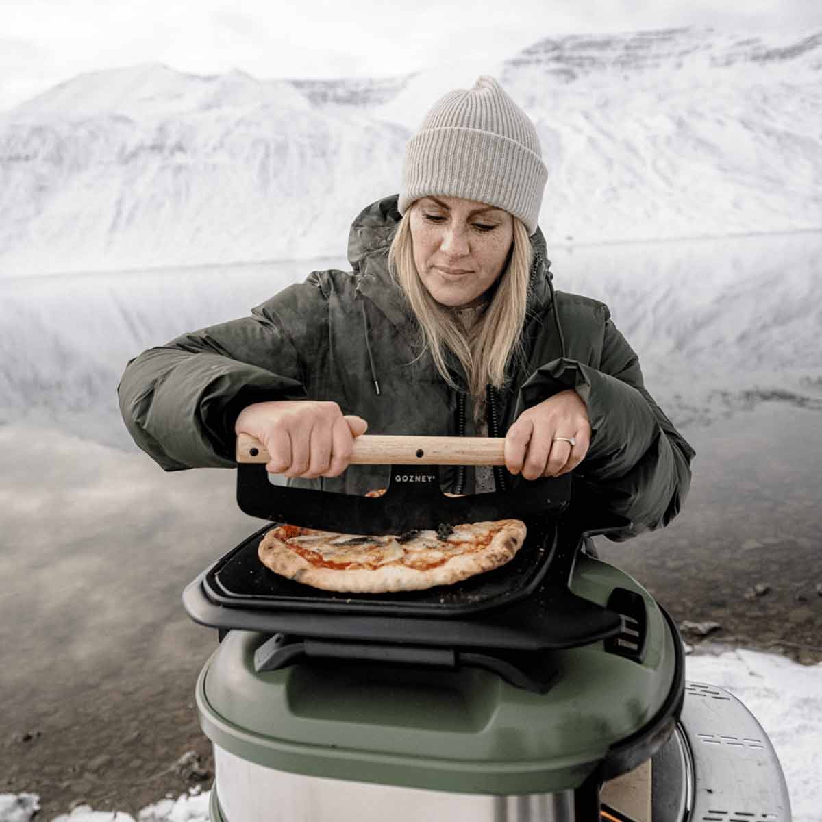 Gozney Tread Off Black - Peak Bundle mit  Roof Rack
