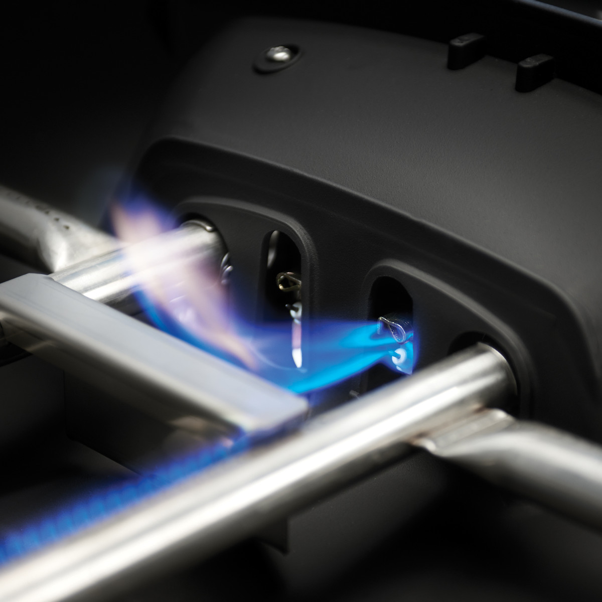 Napoleon TravelQ PRO285 mit klappbaren Wagen, Gasgrill Napoleon TravelQ PRO285 mit klappbaren Wagen, Gasgrill