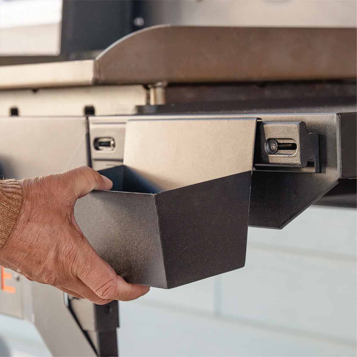 Blackstone Plancha Grill 28" Iron Forged